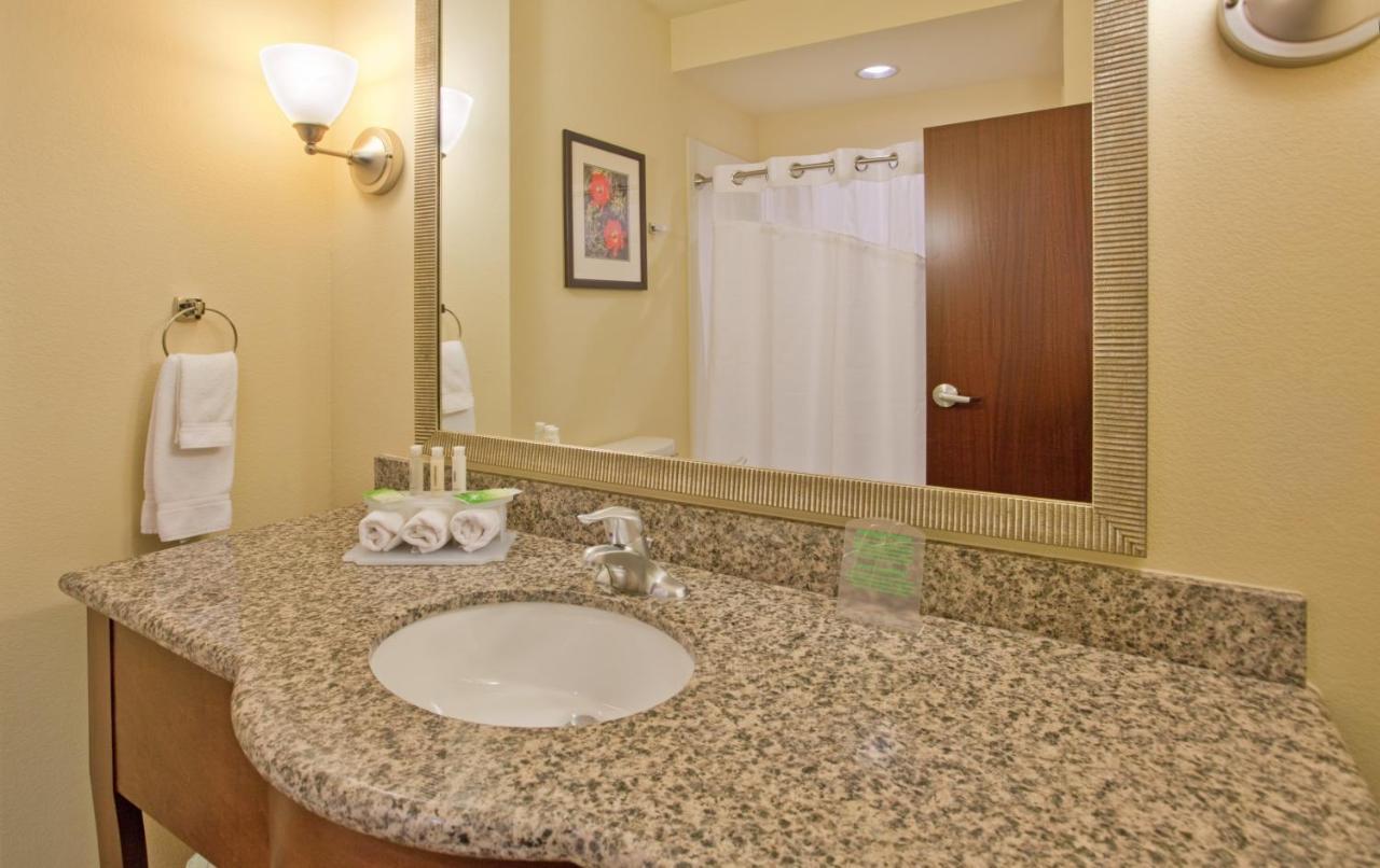 Holiday Inn Express & Suites Gallup East By Ihg Exteriér fotografie